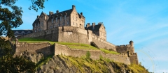 Этот замок построен на месте потухшего вулкана - Эдинбургский замок