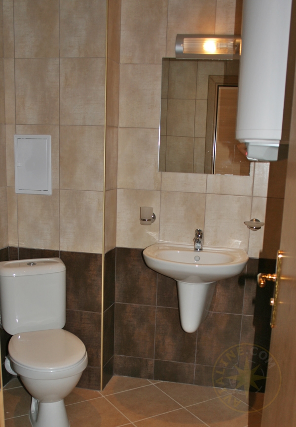 Туалет в апартаментах - Болгария