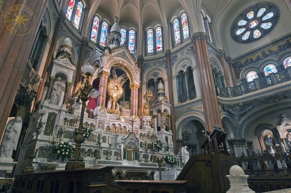 Интерьер церкви в Буэнос-Айресе - Аргентина