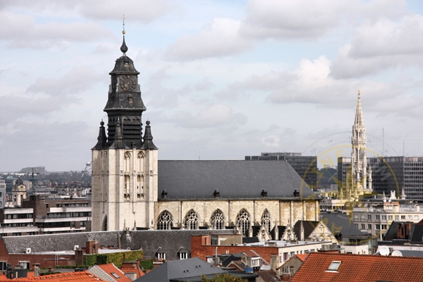 Собор в готическом стиле в Брюсселе - Бельгия